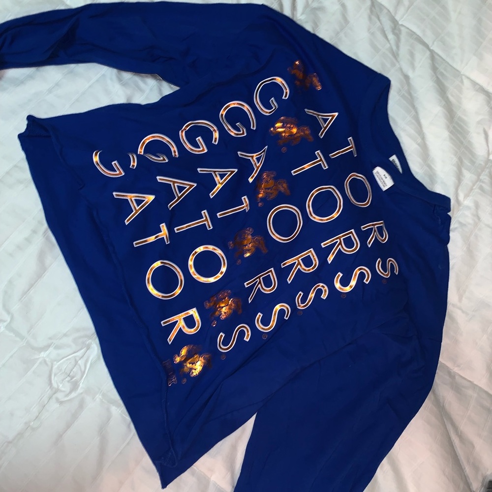 Cropped gator long sleeve tee